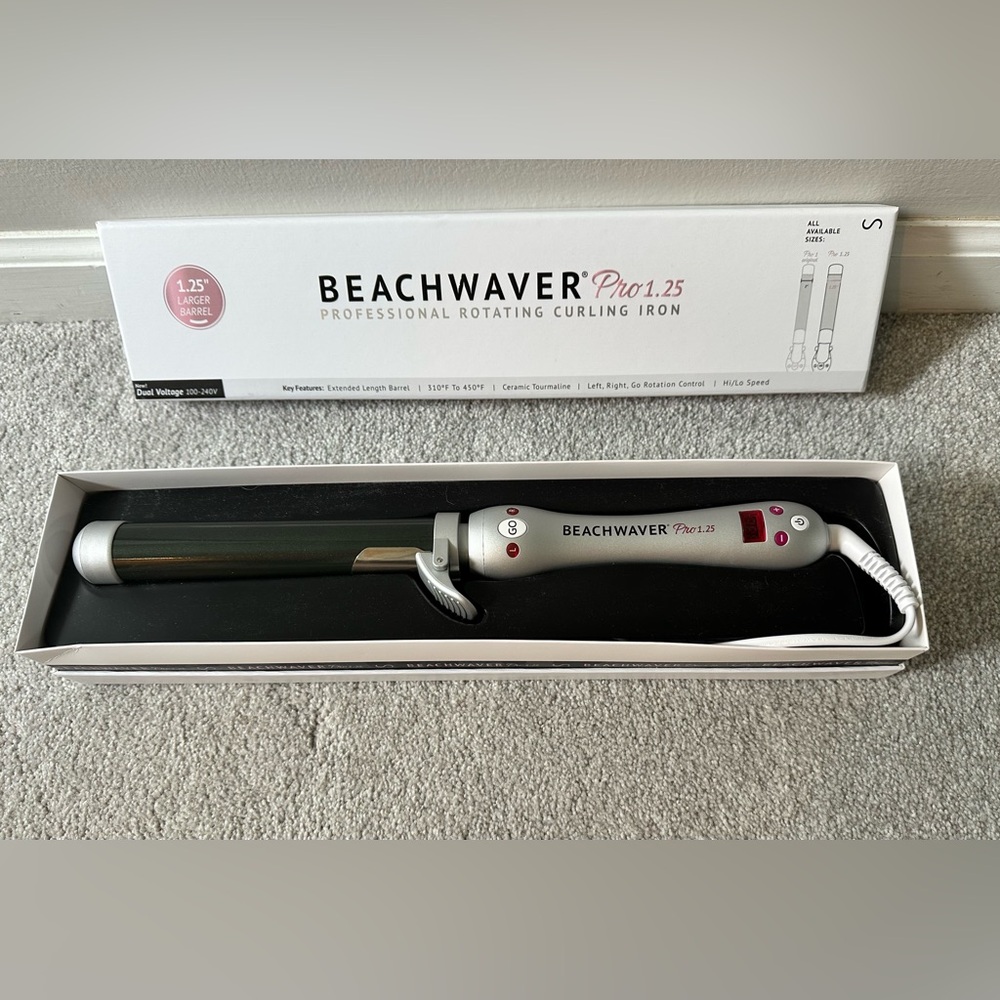 Beachwaver Pro 1.25 Curling Iron (NIB)